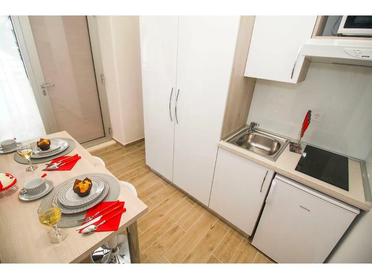 Idro Studio Apartments Directly At The Beach Split Croacia