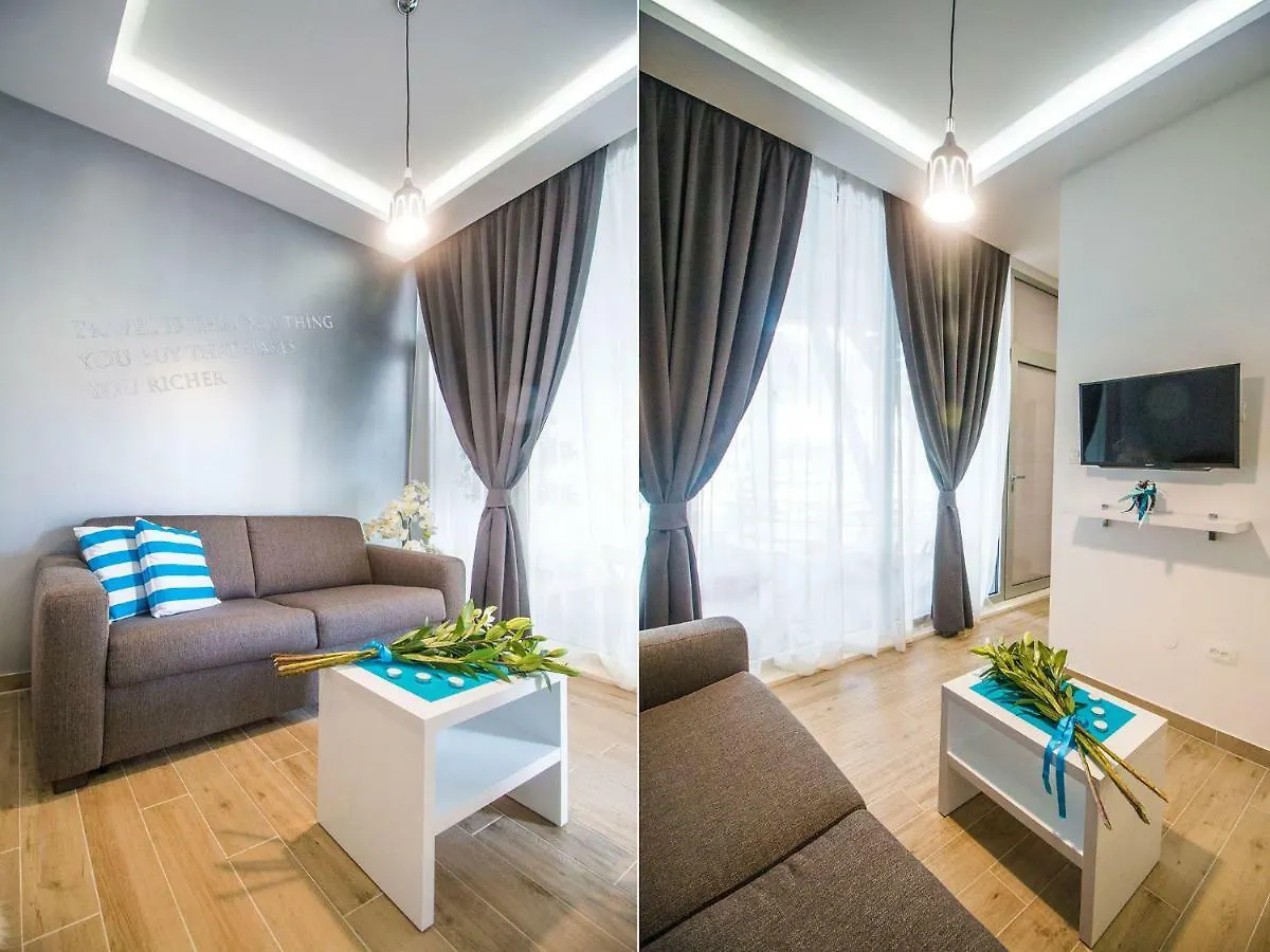 Idro Studio Apartments Directly At The Beach Split