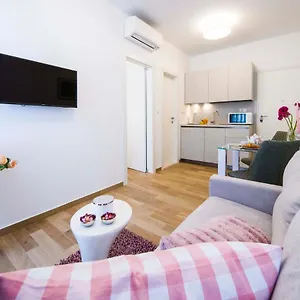 Amaris Luxury Apartment
