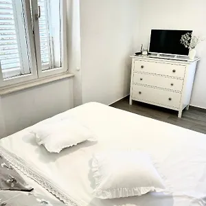 Zane Bacvice Apartment