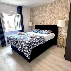 Vijoleta In Centre Apartment